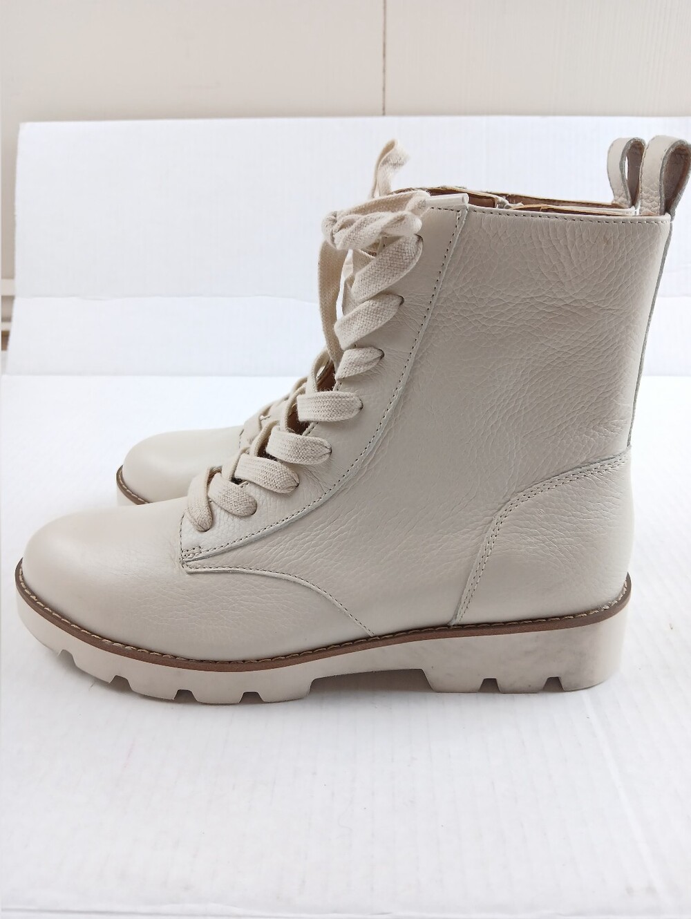 Vionic Leather Combat Boots "Lani" Cream Waterproof Side Zipper Comfort Fall 🆕️ - Picture 6 of 12